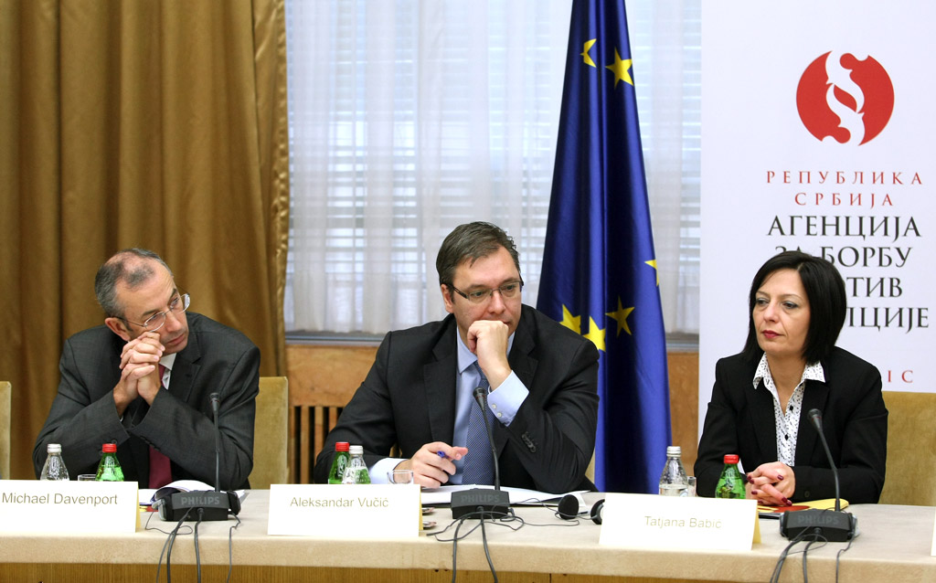 Aleksandar Vucic, Tatjana Babic i Majkl Devenport